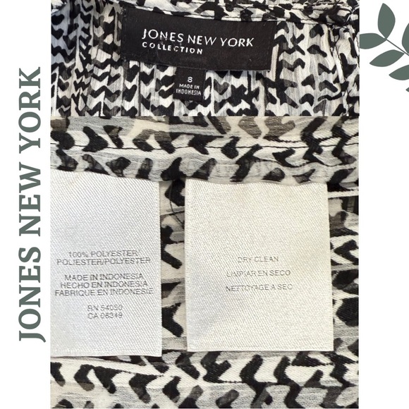 🛍️3/$40 Jones New York Black White Abstract Print Sleeveless Top  Size 8 - Picture 7 of 7